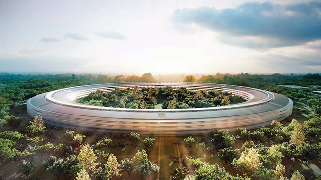Milyon dolarlık Apple merkezinde drone kazası