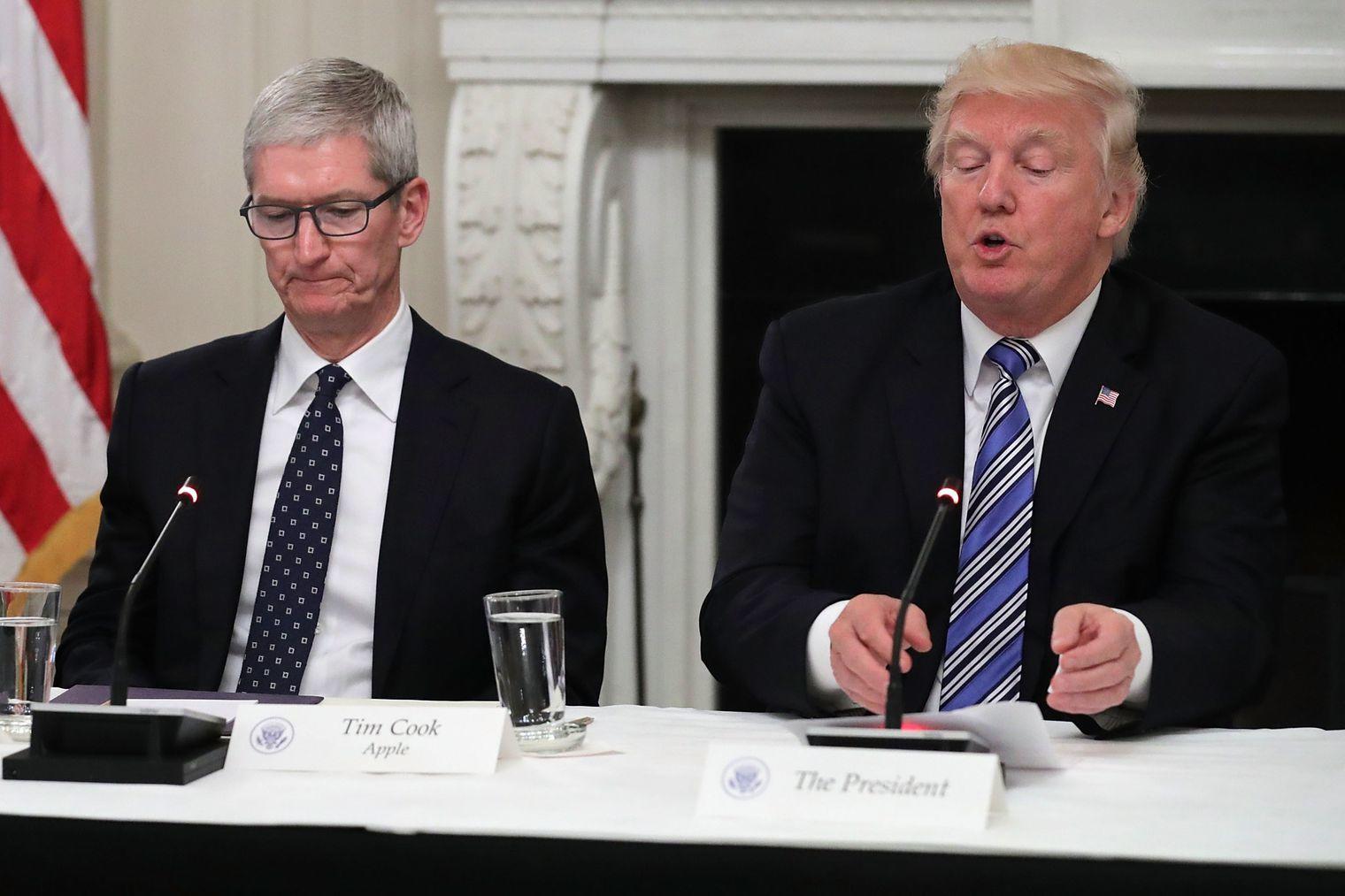 Apple, Trump’a Karşı Geliyor!